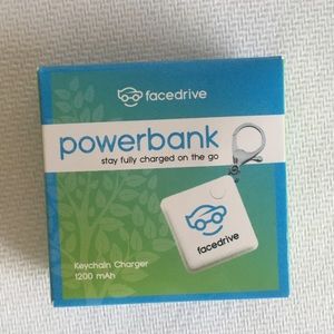 New facedrive 1200 mAh keychain mini portable iphone android battery charger